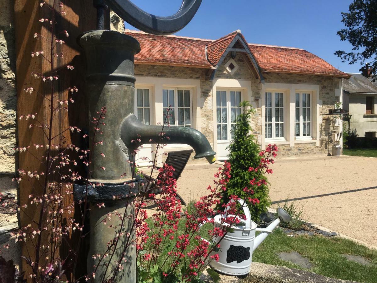 Mouchamps Le Petit Chateau Des Cedres المظهر الخارجي الصورة