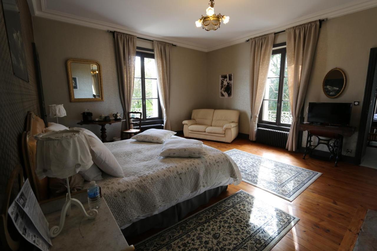 Mouchamps Le Petit Chateau Des Cedres المظهر الخارجي الصورة